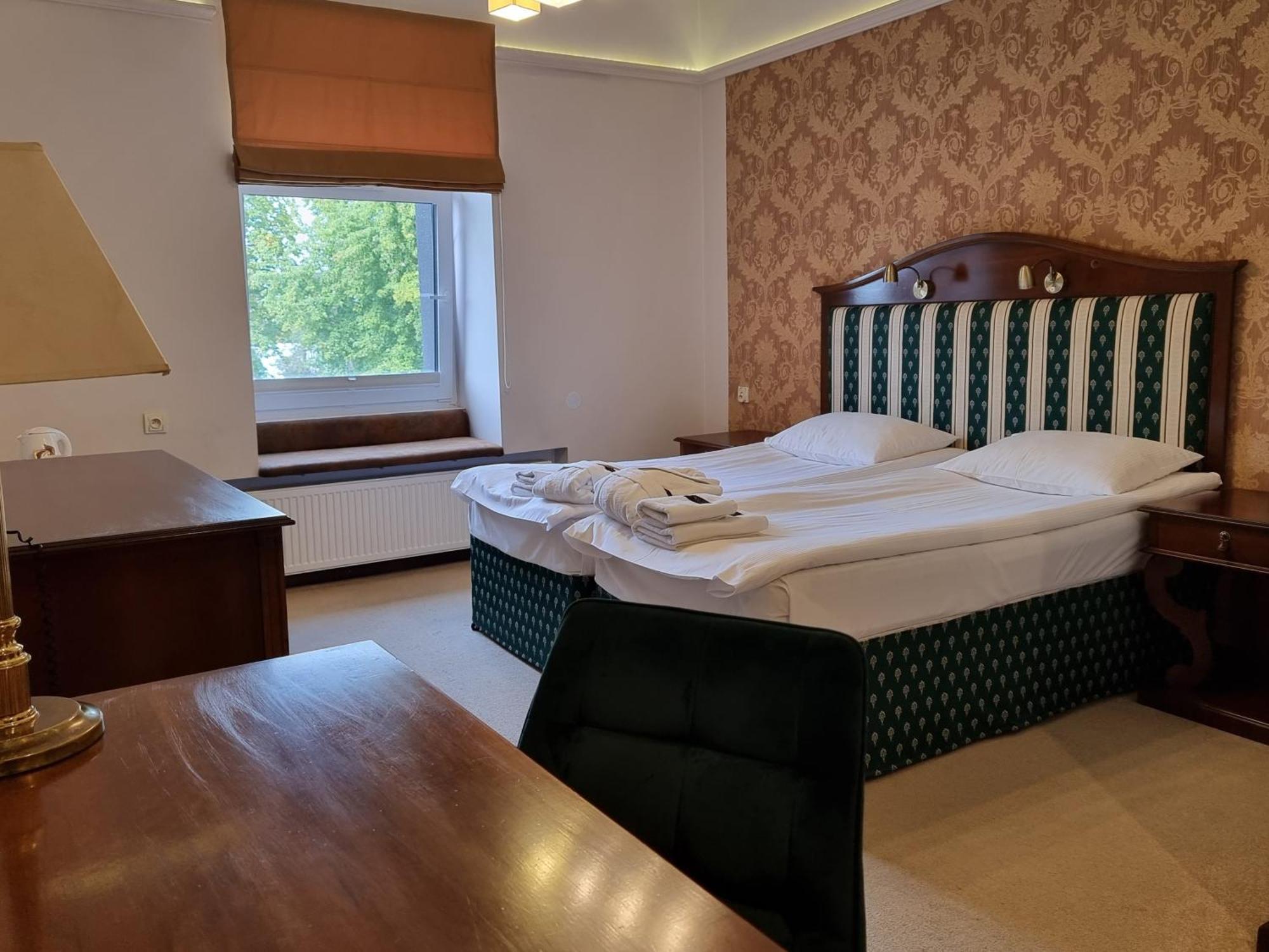 Hotel Senator Konferencje & Spa Starachowice Bagian luar foto