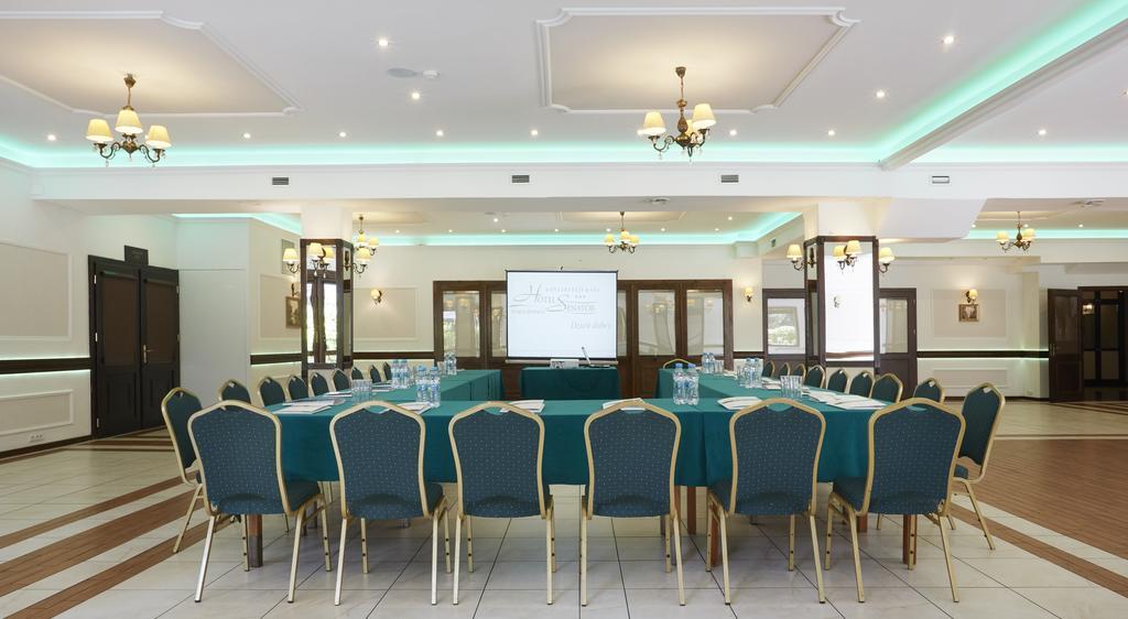 Hotel Senator Konferencje & Spa Starachowice Bagian luar foto