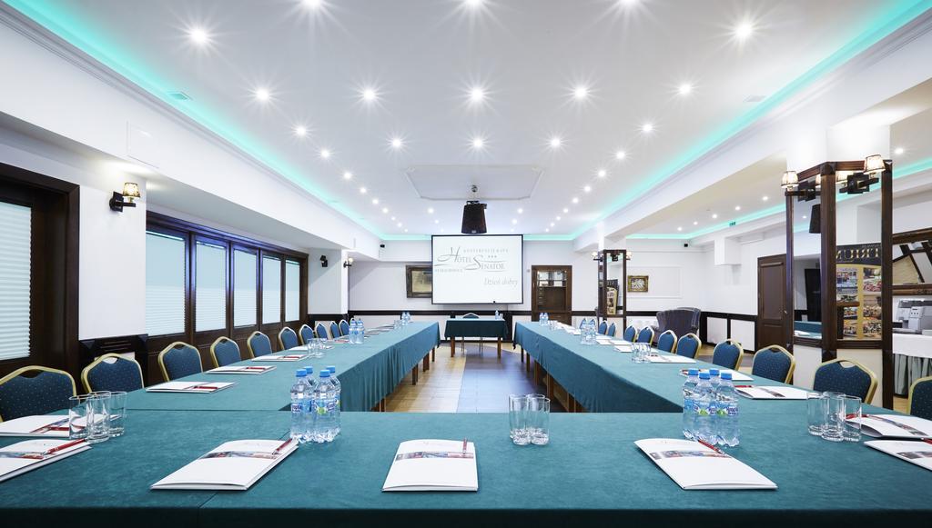 Hotel Senator Konferencje & Spa Starachowice Bagian luar foto