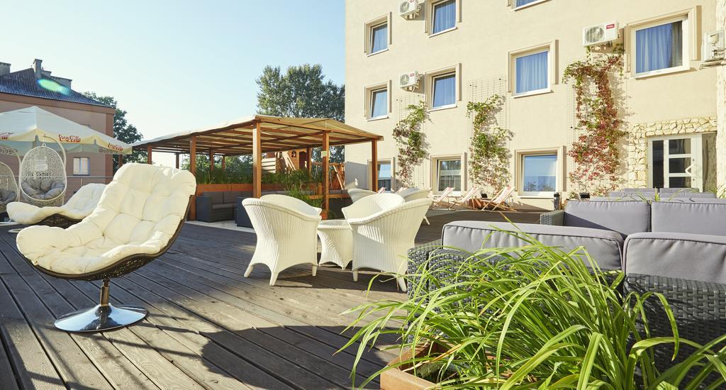 Hotel Senator Konferencje & Spa Starachowice Bagian luar foto